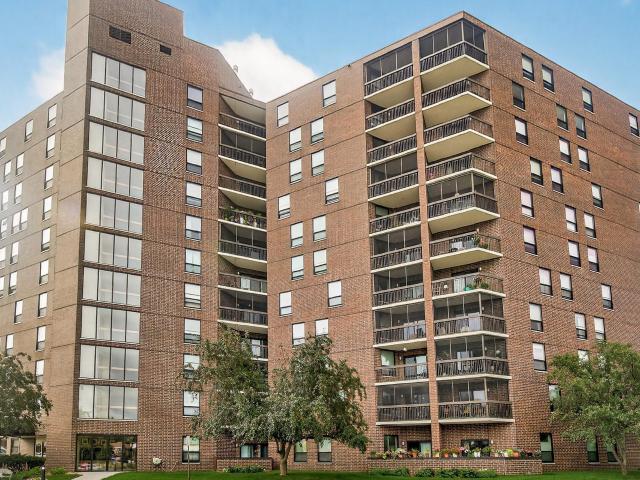 Condo for sale in Hennepin, Minnesota