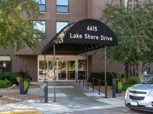 Condo for sale in Hennepin, Minnesota