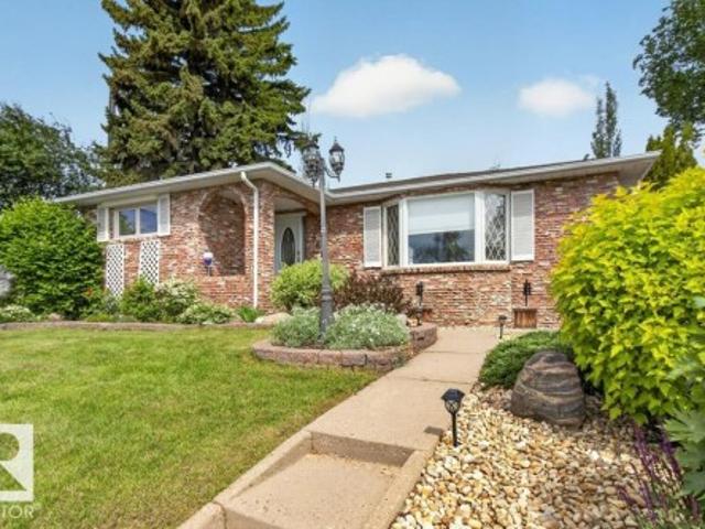 House for sale in Wedgewood, Alberta