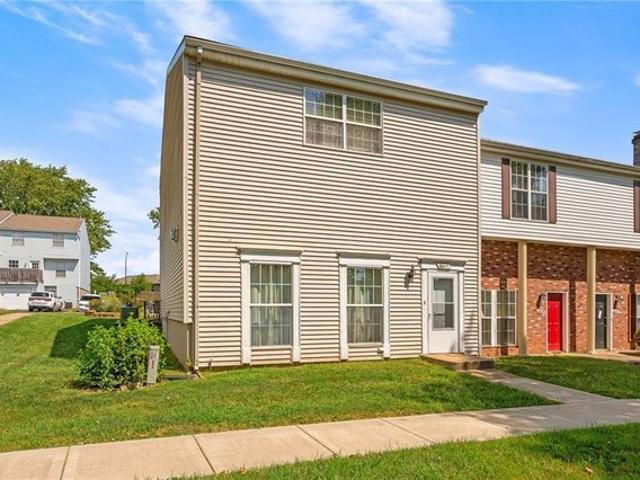 Condo for sale in Grandview, Missouri