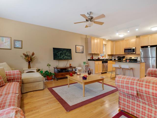 Condo for sale in Chicago Park, Illinois