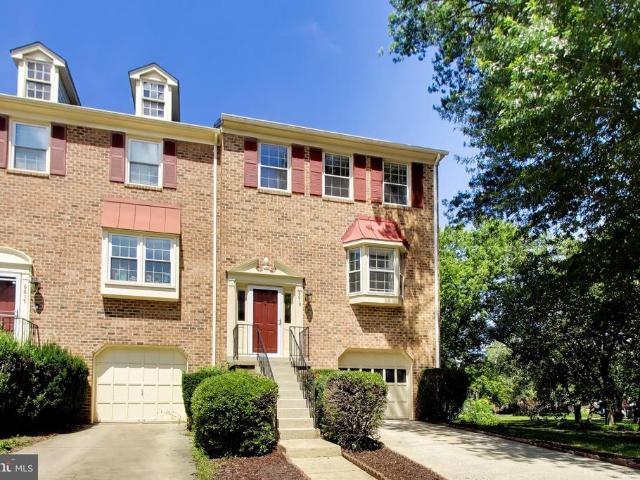 Townhouse for sale in Annandale, Fairfax County