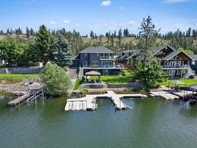 House for sale in Nine Mile Falls, Washington