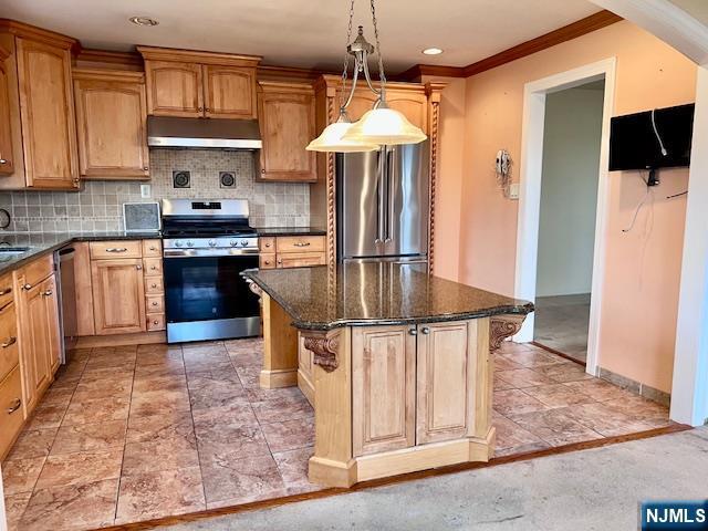House for sale in Ridgefield, New Jersey
