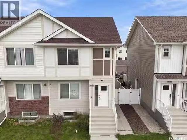 House for sale in Saskatoon, Saskatchewan