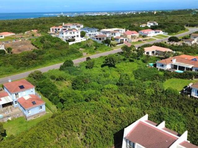 Land for sale in Cape St Francis, Eastern Cape