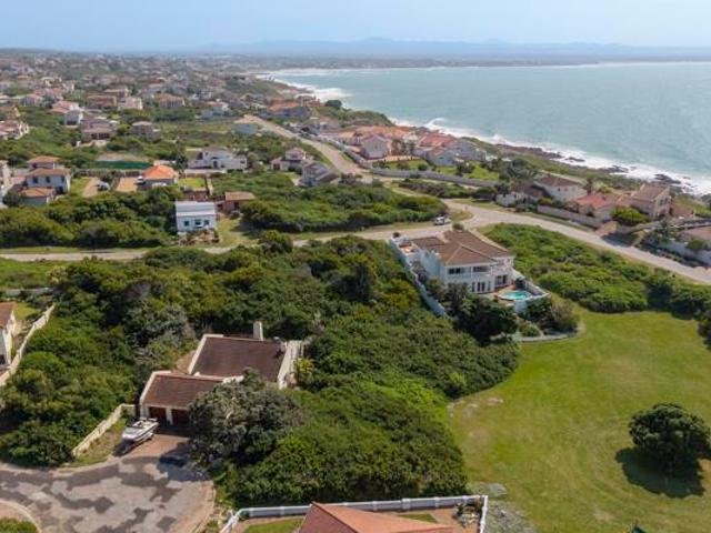 Land for sale in Cape St Francis, Eastern Cape