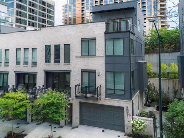 Townhouse for sale in Atlanta