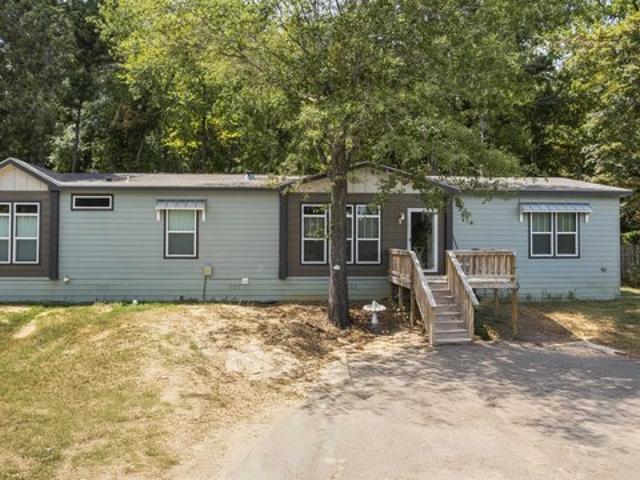 House for sale in Gilchrist, Texas