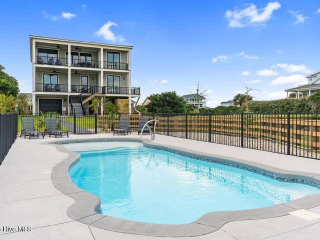 House for sale in Oak Island, North Carolina