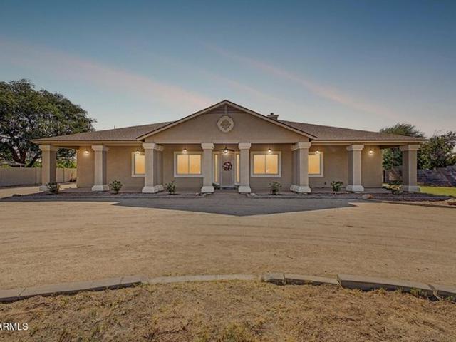 House for sale in Cottonwood Estates, Waddell