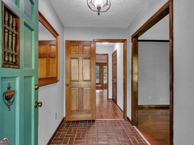House for sale in Milner, Pike County
