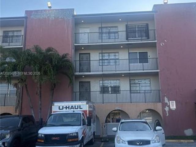 Condo for sale in Hialeah, Florida