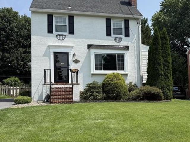 House for sale in Gibsonton, Maryland