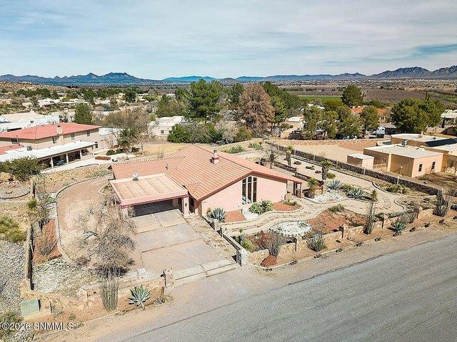 House for sale in Dona Ana, New Mexico