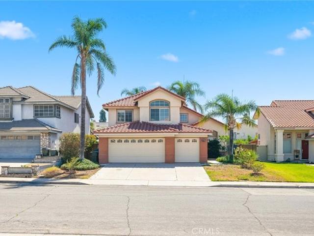 House for sale in Fontana, San Bernardino County