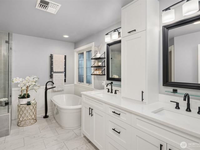 House for sale in Snoqualmie