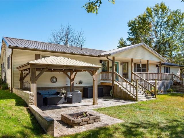House for sale in Gaysport, Blue Rock