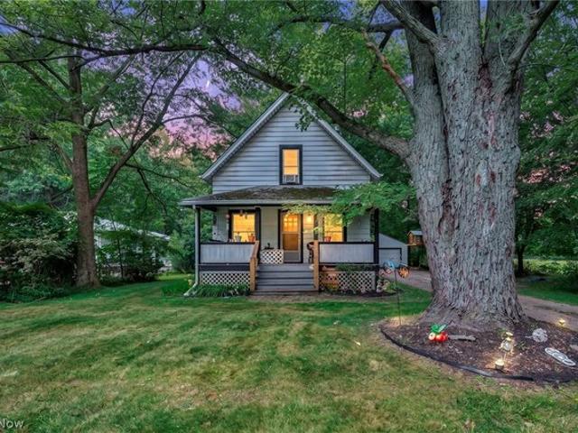 House for sale in Hampton Place, North Ridgeville