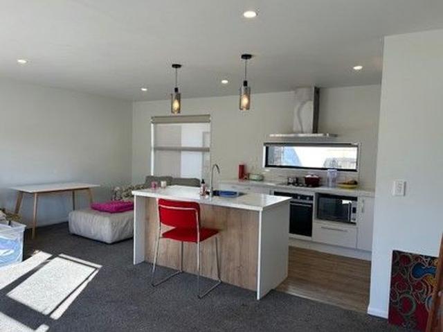 Townhouse for rent in Heathcote, Canterbury