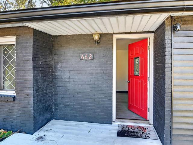 House for sale in Joffre, Smith Township