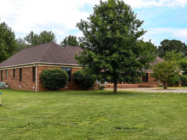 House for sale in Mayfield, Kentucky