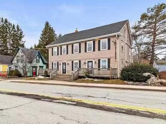 House for sale in Mahone Bay, Nova Scotia