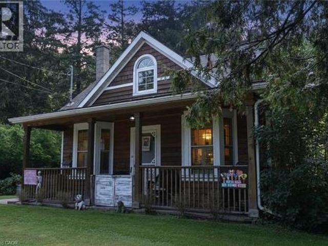 House for sale in Ancaster, Ontario