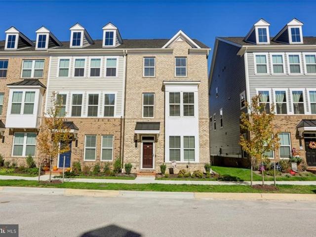 Townhouse for sale in Baltimore, Gibsonton