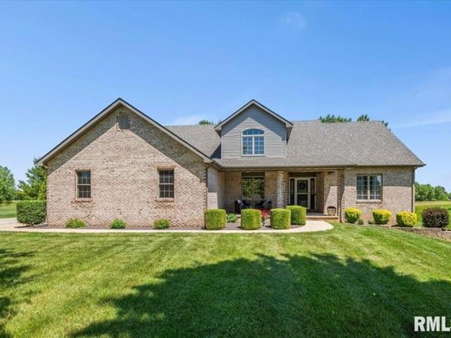 House for sale in Cantrall, Illinois