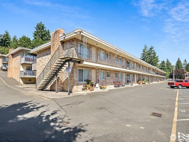 House for sale in Lynnwood, Washington