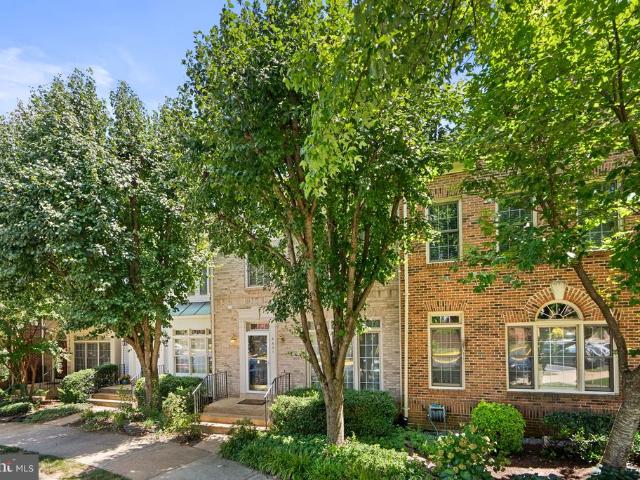 Townhouse for sale in Virginia