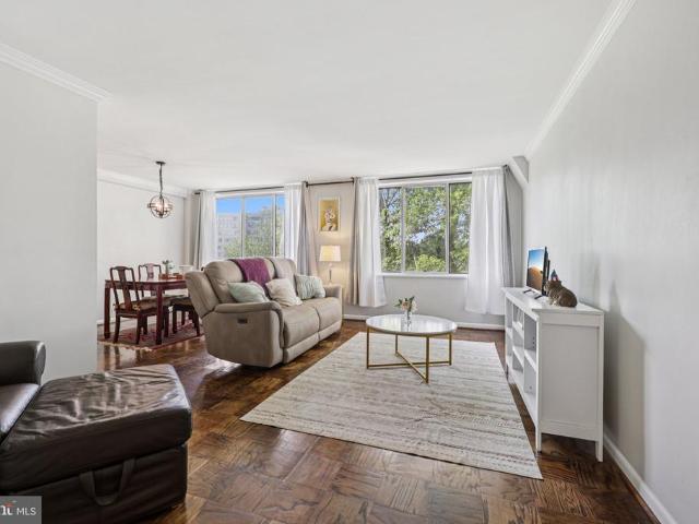 Condo for sale in Alexandria