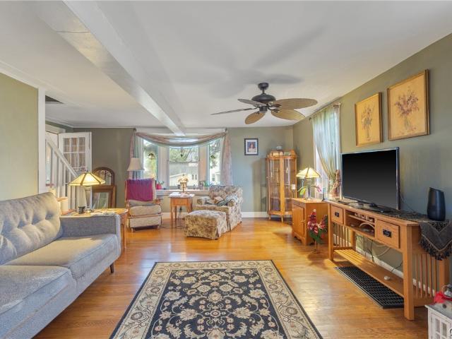 House for sale in Jamesville, New York