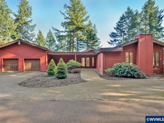House for sale in Oregonia