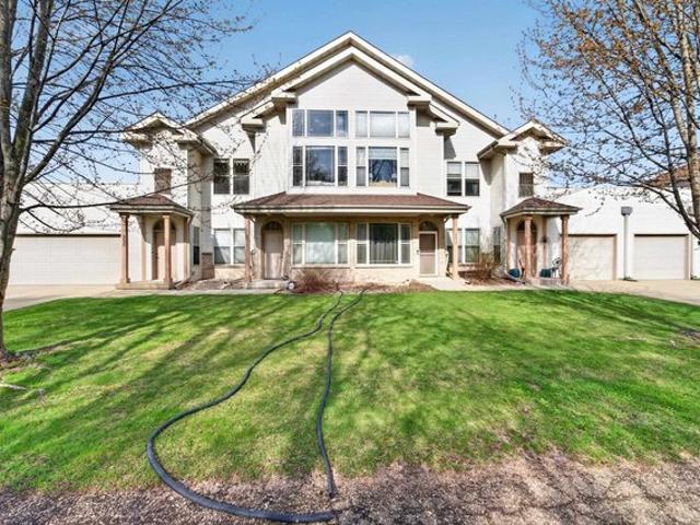 Condo for sale in De Forest, Wisconsin