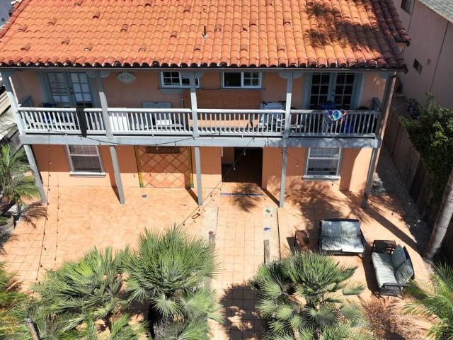 Apartment for rent in California