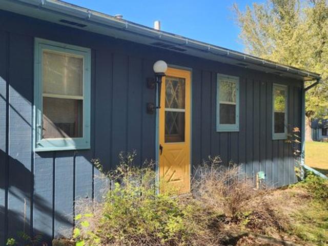 House for sale in De Soto, Wisconsin