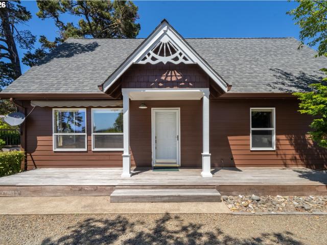 House for sale in Oregonia