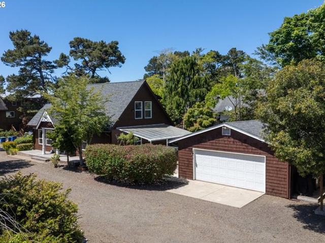 House for sale in Oregonia