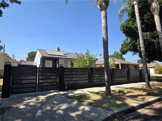 House for sale in Reseda, Canoga Park