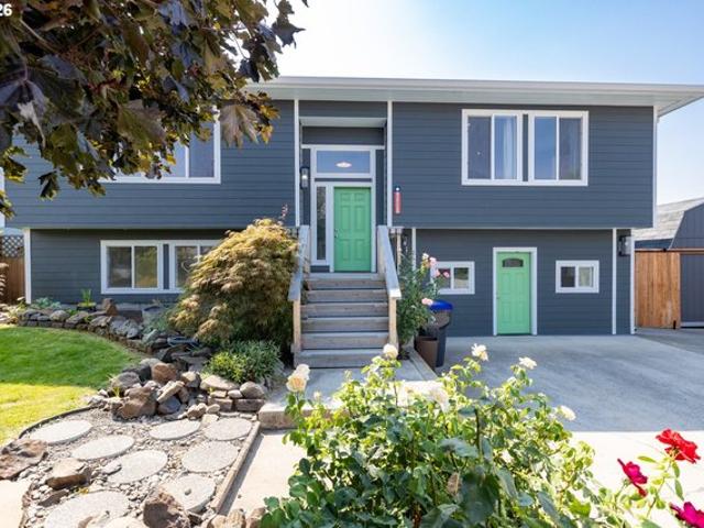 House for sale in Oregonia