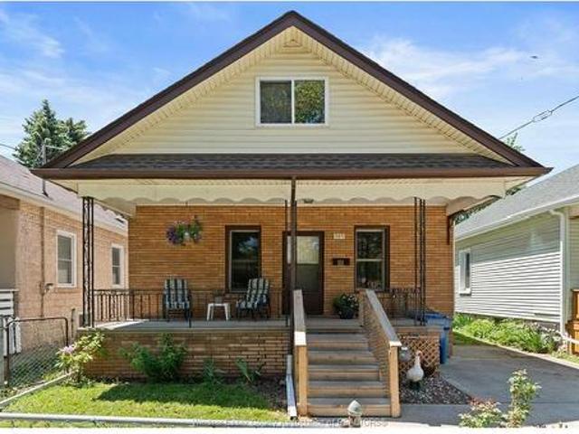 House for sale in Sandwich, Windsor