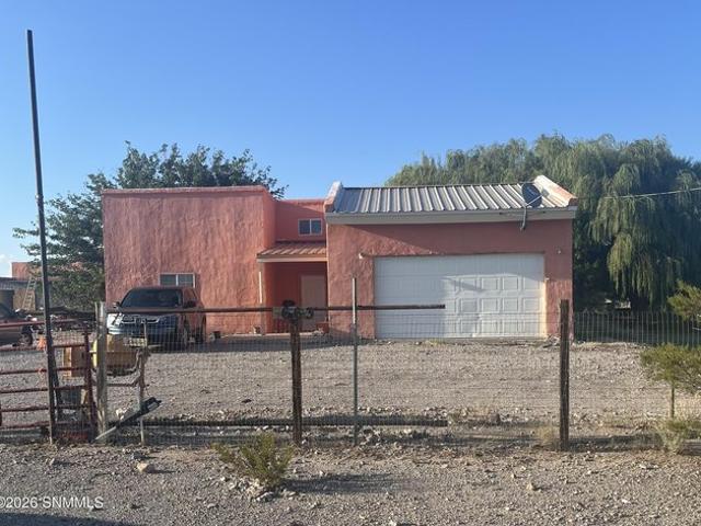 House for sale in Arrey, Sierra County