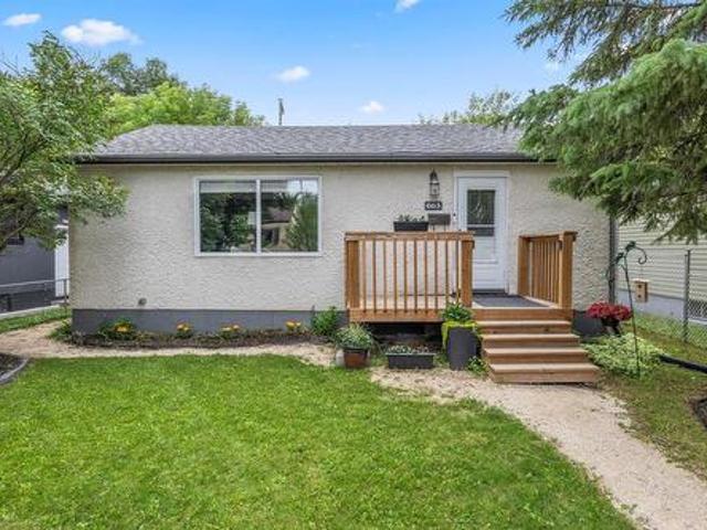 House for sale in East St. Paul, Manitoba