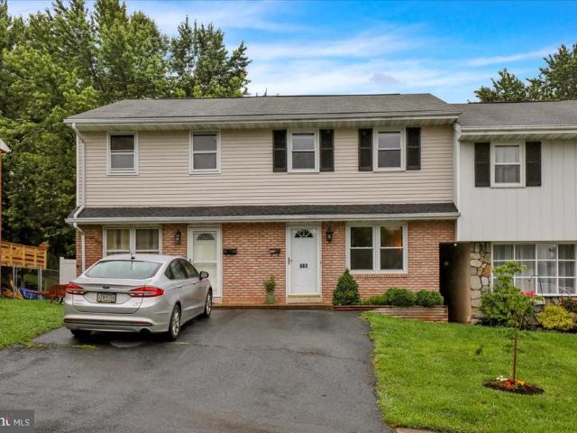 Townhouse for sale in Elizabethtown