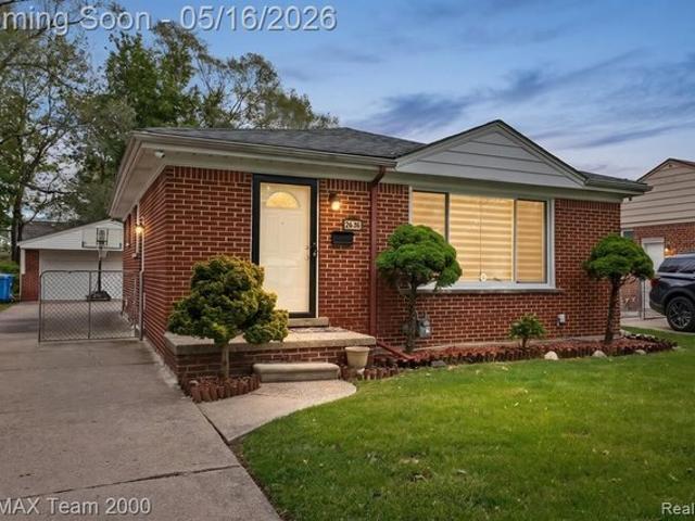 House for sale in Dearborn Heights, Michigan