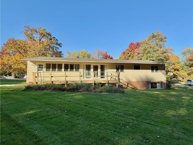 House for sale in Cambridge Village, Brecksville