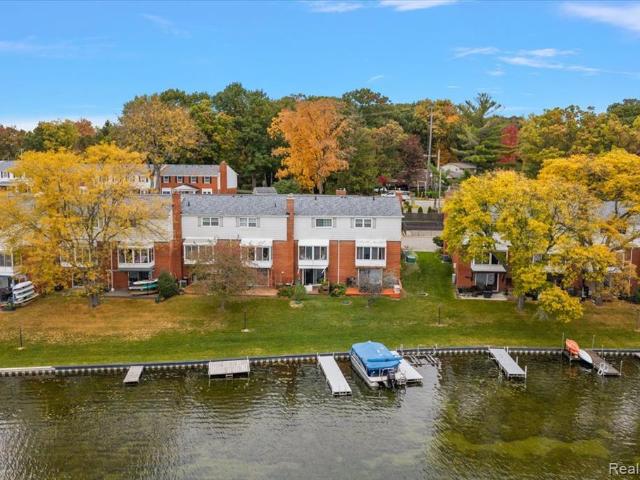 Condo for sale in Independence Charter Township, Oakland County