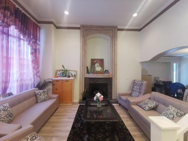 House for sale in Surrey, British Columbia